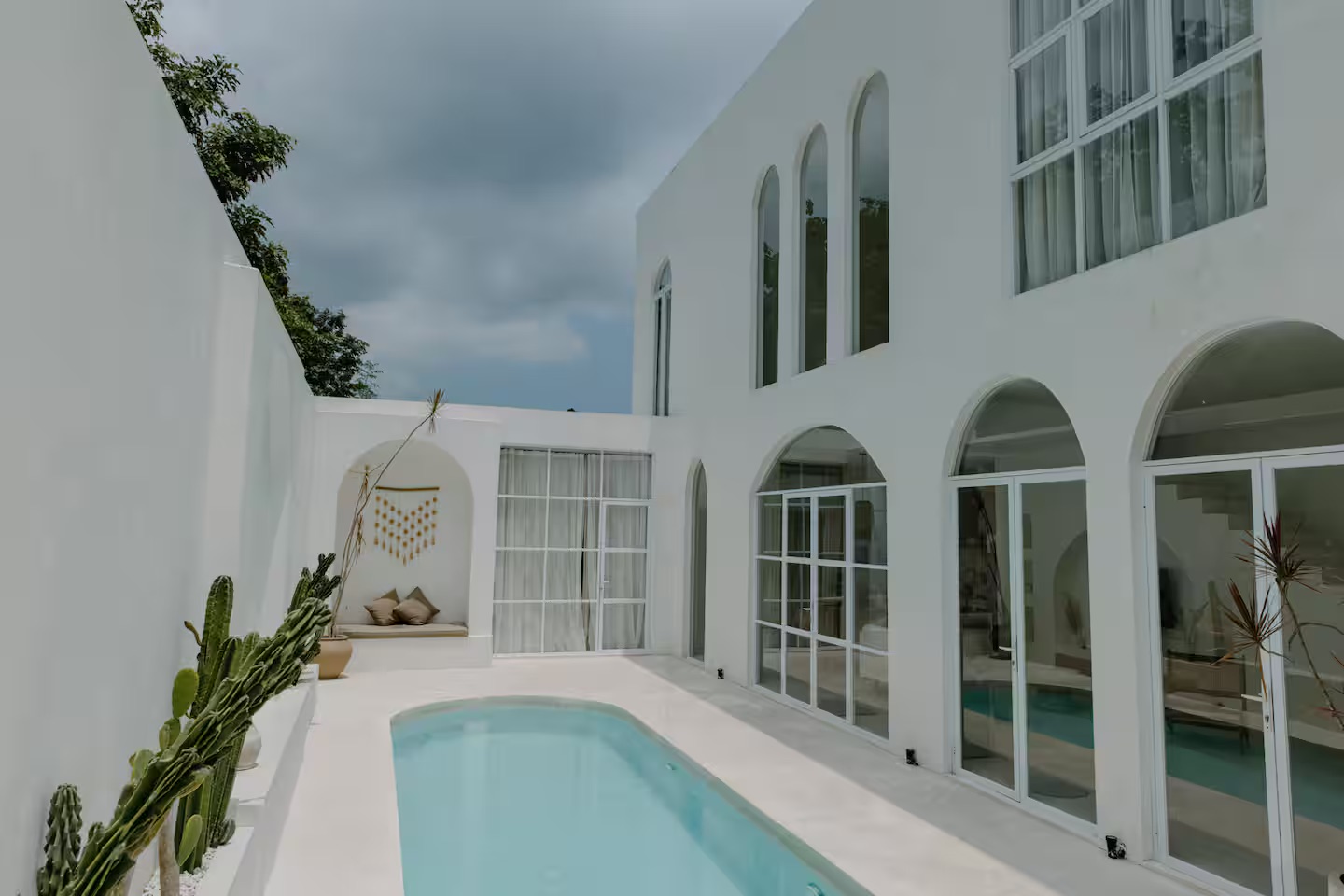 RETREAT VILLA
