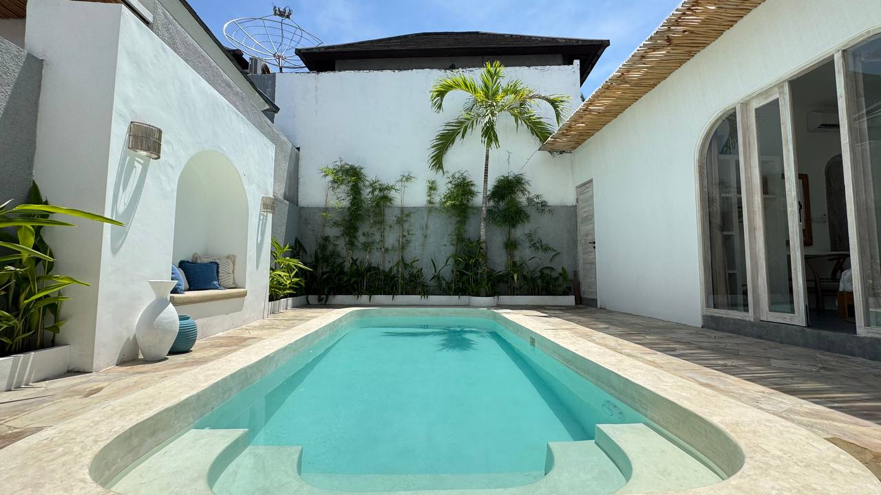 MEDITERRANEAN DESIGN 2BR AFFORDABLE VILLA FOR RENT - JUST MINUTES FROM MELASTI BEACH - UNGASAN BALI