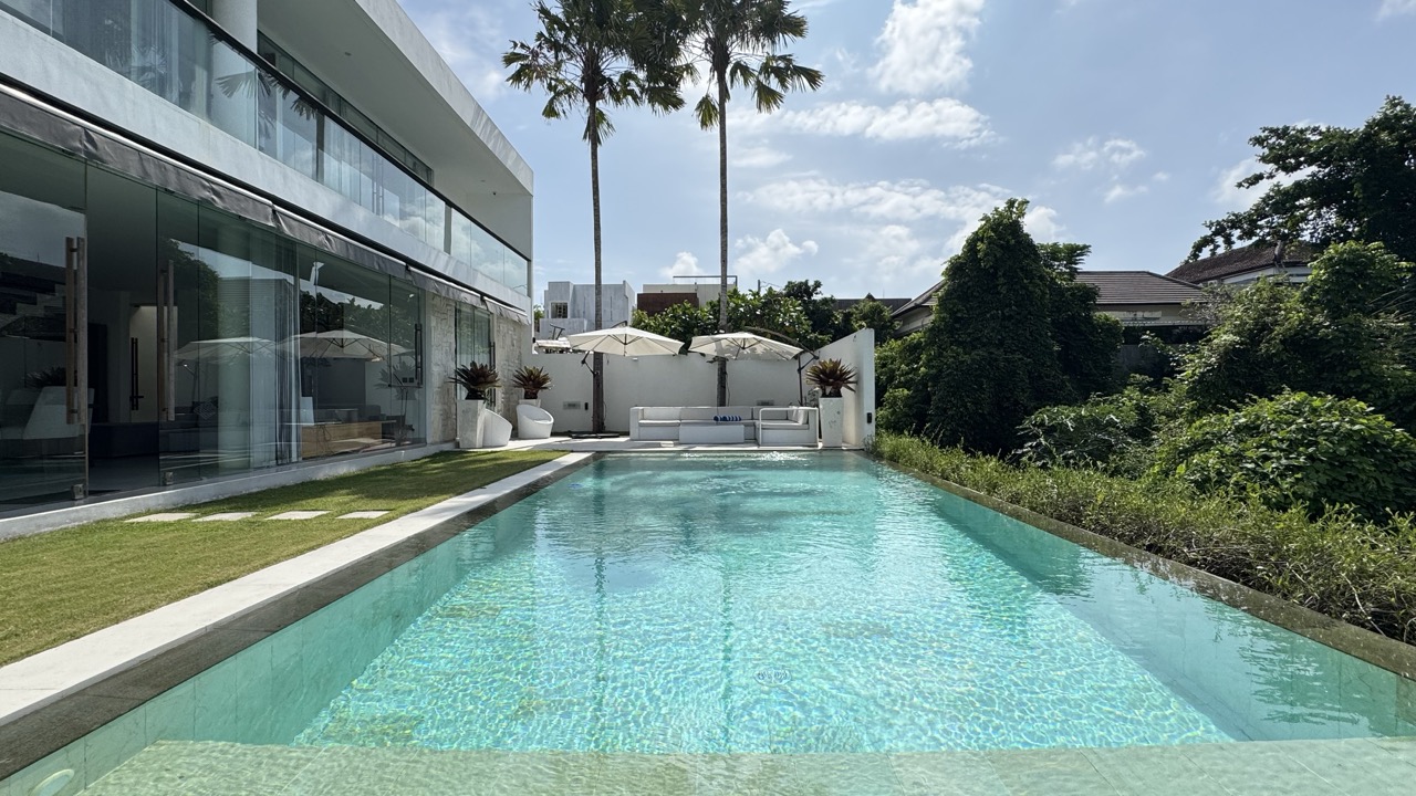 villa for a long term rent